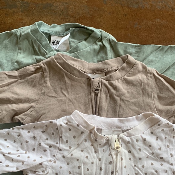 3 pack zip up pajama jumpsuits footed - Picture 2 of 3